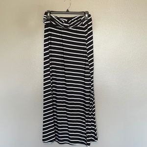 Robert Louis maxi skirt, size small